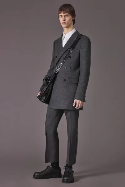 Look 8